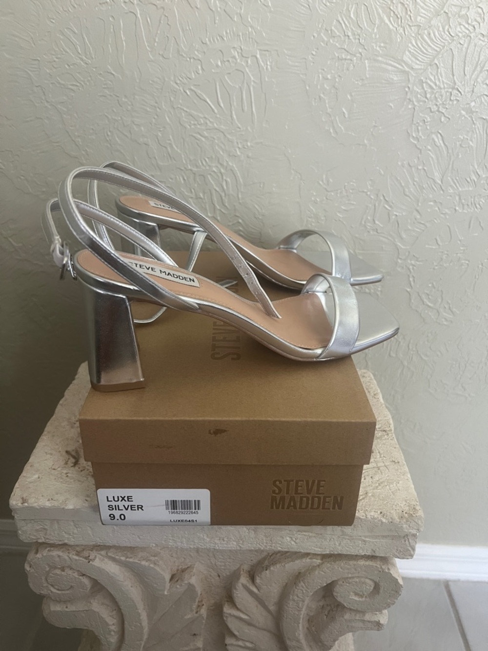 Steve Madden Metallic Silver Slingback Block Heel Sandals - Picture 5 of 6